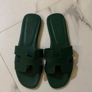 Hermes Oran Vert Oyat Sandals Size 36